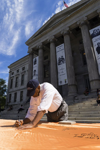 Beep will wrap Borough Hall in rainbow, tributes to Orlando massacre