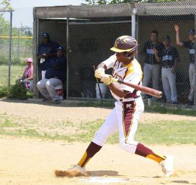 Alvarez leads Nazareth to championship