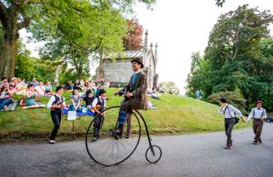 Play of the dead: Cemetery hosts a night of 19th Century entertaiment