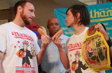 Dog fight! Top frank-eaters, former friends in searing feud