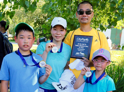 Clash of clans: Families compete in park race