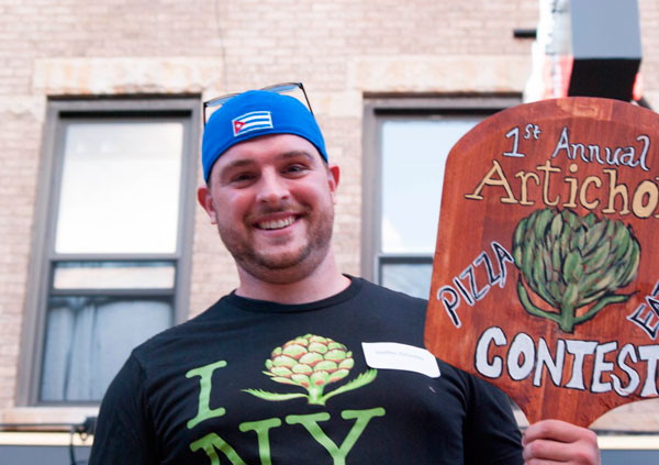 Total dough-mination! Sloper crushes Jerseyite in pizza-eating contest