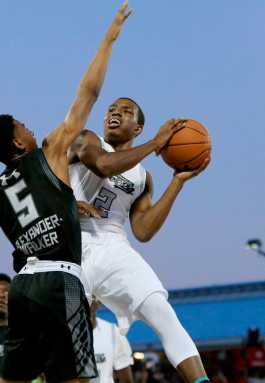 Hoop hype: Nation’s top recruits descend on Brooklyn for Elite 24 game