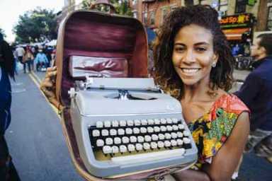 Eureka! Bargain hunter strikes gold at Atlantic Avenue street fair