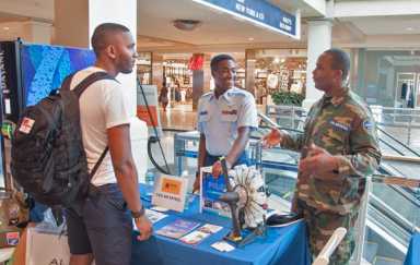 Shopping for work: Kings Plaza hosts job fair