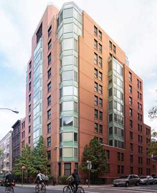 Tall order: Witnesses unloading yet another Heights building