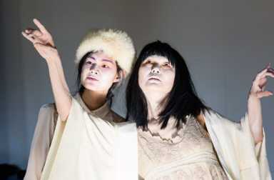 Body language: Mother-daughter dance closes language barrier