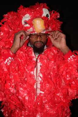 Furry-ous fists: ‘La Furia!’ features Elmo ruling the street