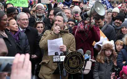 Make some noise: Beastie Boys’ Ad-Rock, hundreds rally against racist Trump graffiti in Adam Yauch Park