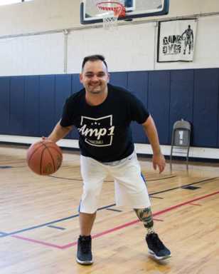 Amputee travels country to inspire disabled basketballers