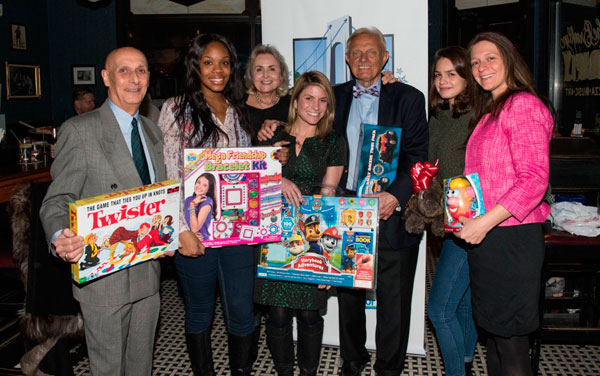 Bay Ridge gives back for the holidays