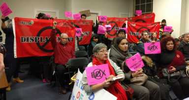 Wrong track: Sunset Parkers lash out against streetcar plan