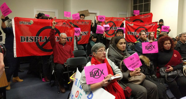 Wrong track: Sunset Parkers lash out against streetcar plan