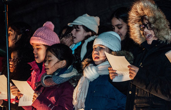 Sunset spark! Nabe lights up its holiday tree