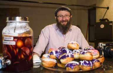 Festival of de-Lights! Dumbo Hanukkah party has magic show, giant latkes