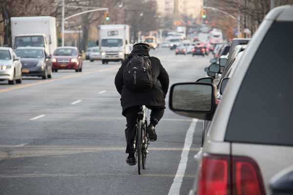 Bike lane to the danger zone: Hundreds support Flatbush Ave. plan, but predict uphill battle against drivers