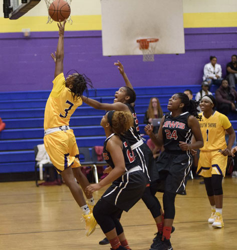 Vikings’ ‘D’ conquers Francis Lewis in city title rematch