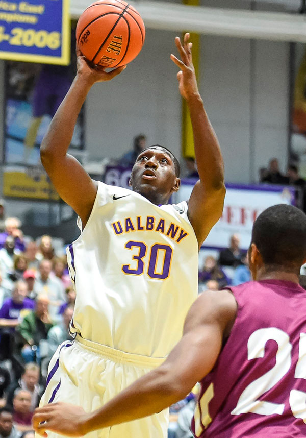 Former Lincoln star back on court after being sidelined by health scare