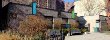 Clinton Hill Library needs new signs so people know it’s a library