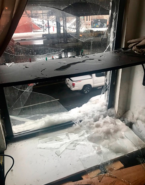Cold war: Sunset Parkers furious after plows on Gowanus blast little girl with ice