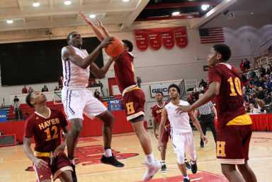 Last-second letdown: Loughlin can’t sink late shot, falls in semis