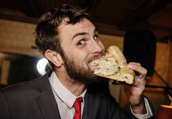 Well-suited: Comics bring slice of the past to eatery