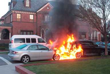 Cars go up in flames in Gravesend