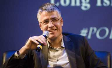 Paper alum: Collapse of local journalism in heartland led to rise of Trump