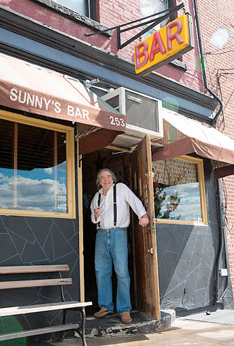 A tribute to the Sunny behind a great Red Hook bar