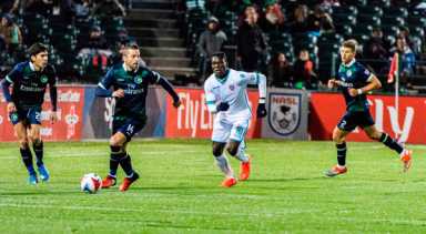 Late-game miscues doom Cosmos in home opener