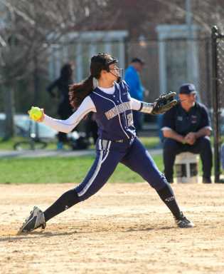Bonnies can’t break it open against Molloy