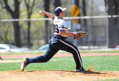 Close calls cost Clippers in loss to Molloy