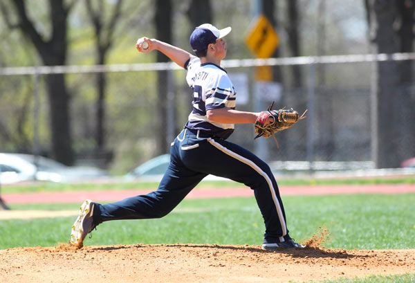 Close calls cost Clippers in loss to Molloy