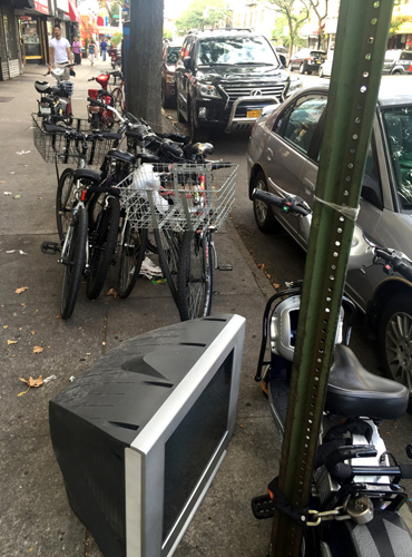 Haunting! Third Avenue is Bay Ridge’s bicycle graveyard