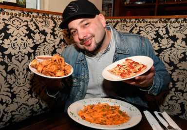 Chewing the fat! Bay Ridgite creates online foodie forum for Southern Brooklyn