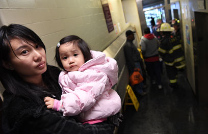 Fort Greene inferno! Broken water pipe forces firefighters to use handheld extinguisher to battle blaze