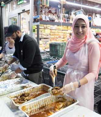 Ramadan mubarak! Balady hosts community feast