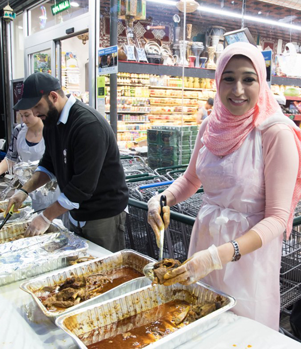 Ramadan mubarak! Balady hosts community feast