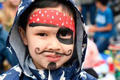 Bay Ridgites flock to Fifth Avenue Fest