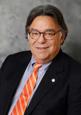 Say ‘Ahh:’ Dentists honored for their community service