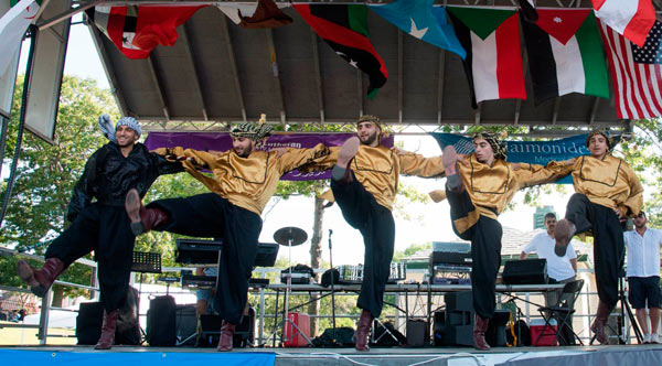 Ridgites party at Arab American Bazaar