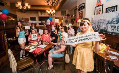 Party politics: Brooklynites boogie at ‘Impeachment Party’