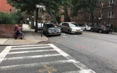 City okays stop light for Ridge crossing