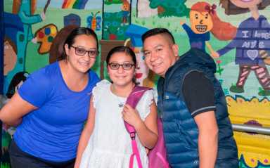 Ridgites flock to the first day of school!