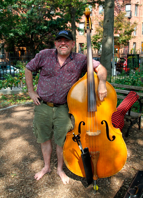 Good old-fashioned fun: Folksy musicians play Park Slope at annual jamboree