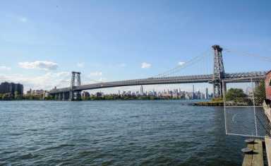 Sax-rilege! Local pol wants to rename Williamsburg Bridge after jazz great from outer boro