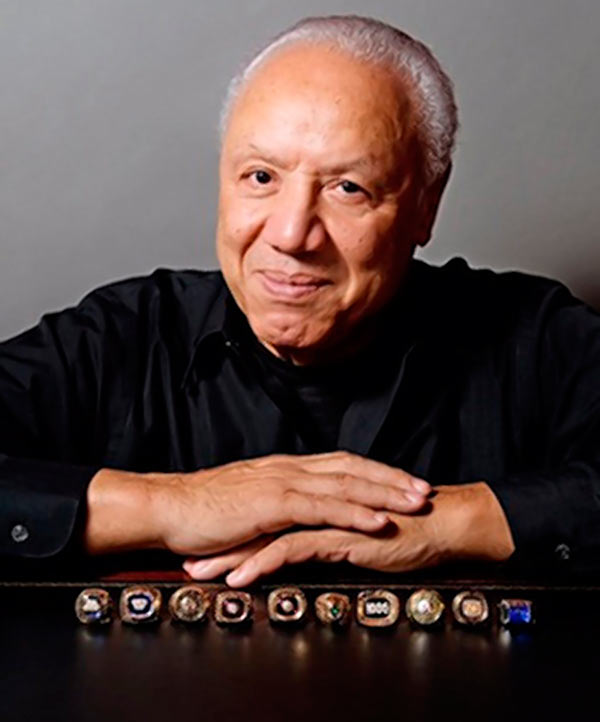 Legendary Brooklyn hoops icon Lenny Wilkens is honored again!