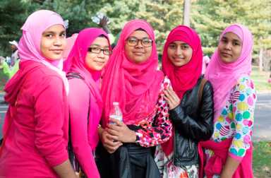 Thousands walk in Prospect Park in breast-cancer benefit