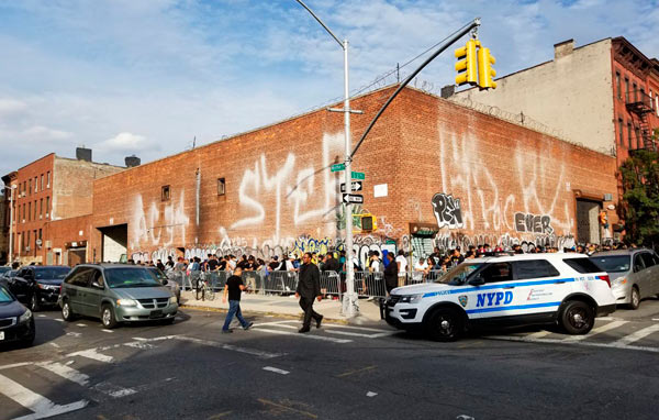 ‘Supreme’ congestion: Cult skate shop’s new W’burg outpost will bring influx of crowds to nabe, locals say