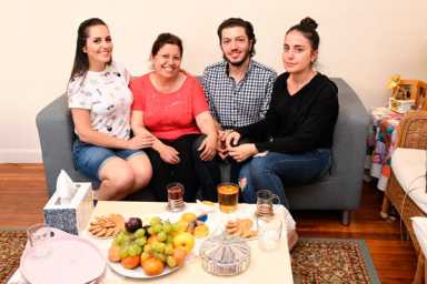 Beginning again in Brooklyn: Syrian refugees start anew in Ridge with aid from Downtown do-good group